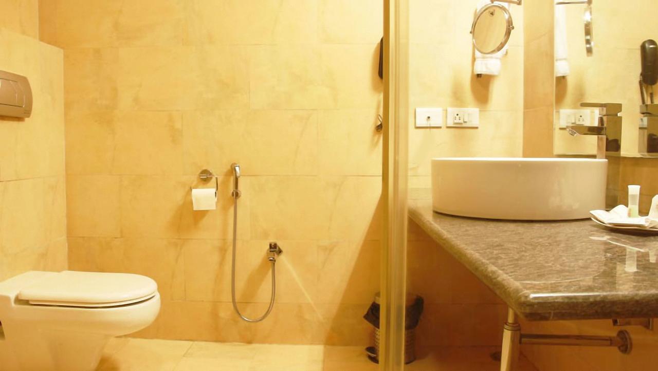 Classic Luxury Service Apartments Visakhapatnam Bagian luar foto